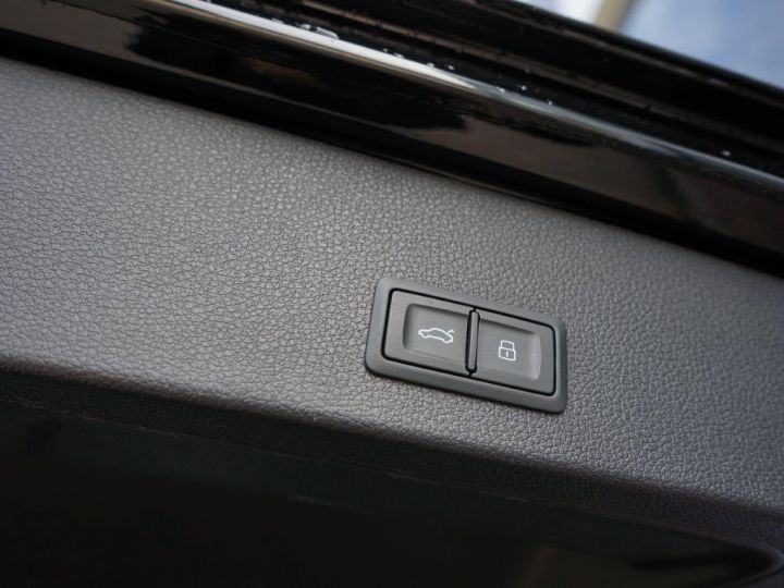 Audi SQ2 BLACK EDITION 300CH - TOIT OUVRANT  - 43