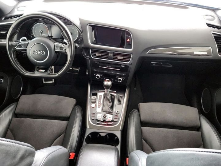 Audi SQ5 Noir - 11