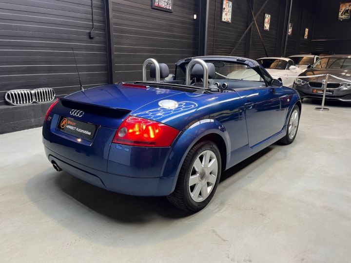 Audi TT Roadster 1.8T Design Edition Bleu - 4