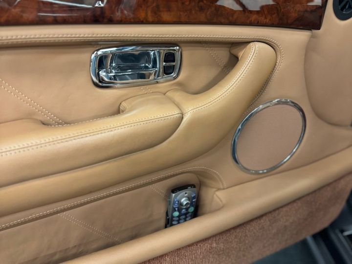 Bentley Arnage 6.7 V8 406 RED LABEL Gris - 25
