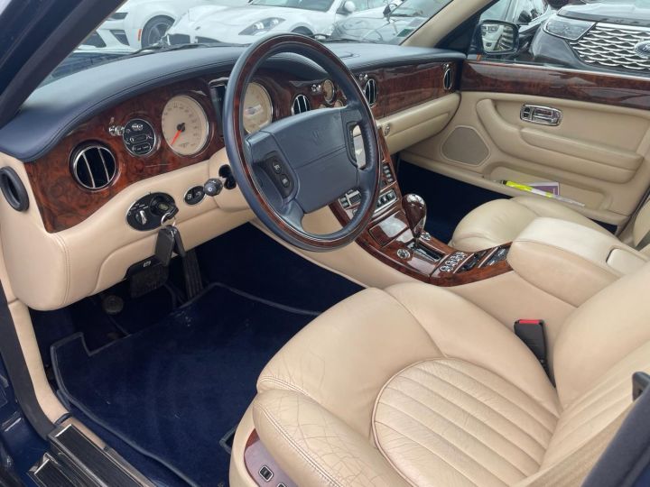 Bentley Arnage 6.75 V8 T 406 CH Bleu - 9