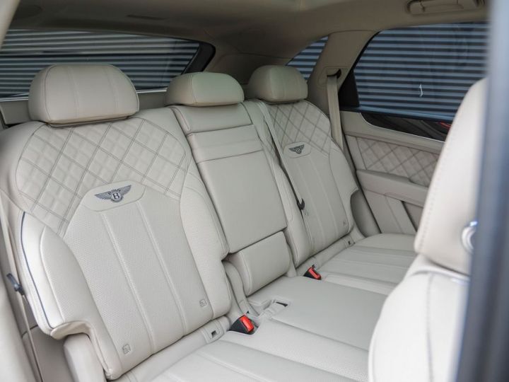 Bentley Bentayga FIRST HYBRID HYBRID 450 BLACK SAPPHIRE  Occasion - 7