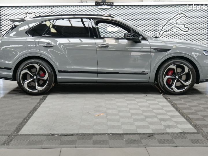 Bentley Bentayga New s hybrid 1ere main francais tva recuperable gps toit ouvrant panoramique virtual cockpit homelink ja 22 carbone ext dvd arriere surpique rouge ang Gris - 3