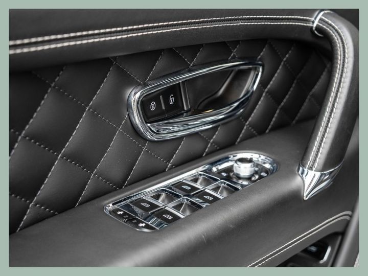 Bentley Bentayga V6 3.0 Hybrid plug-in 449 ch 4WD Autom. 1èreM TOP 360° 4 Sièges Sièges AV,AR chauffants électriques , AV massants, ventilés , Garantie 12 mois Prémium Grise - 19