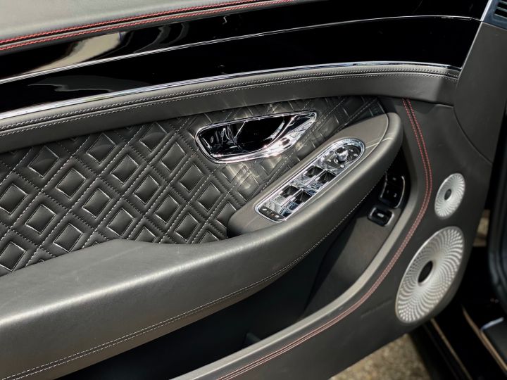 Bentley Continental GT V8 MULLINER 4.0 550 CV BLACKLINE FULL CARBONE (MALUS INCLUS) - MONACO Noir Onyx Métal - 30