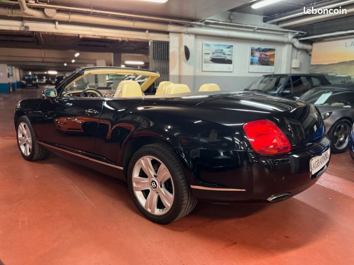 Bentley Continental GTC II 6.0 W12 575 Noir - 3