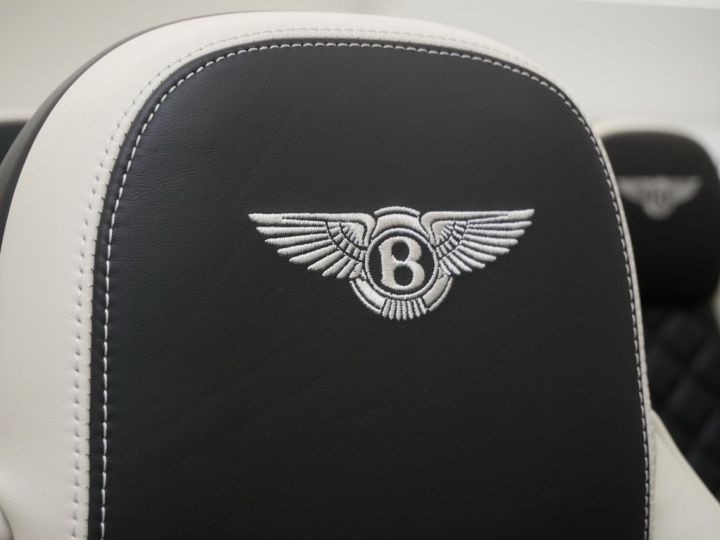 Bentley Continental GTC V8  - 13