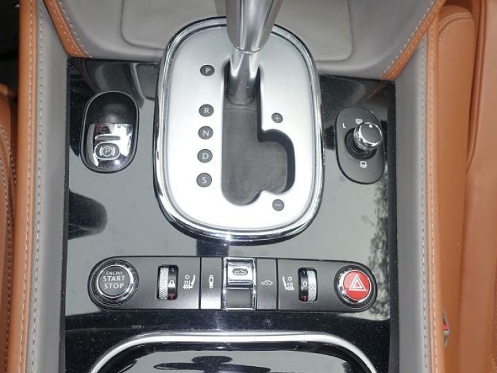 Bentley Continental GTC W12 6.0 Gris - 15