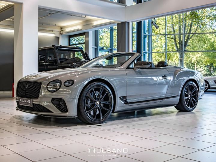 Bentley Continental GTC W12 6.0 635  AKRAPOVIC STARTECH CARBON MULLINER 360° B&O Entretien Bentley  Sièges Massants Et Ventilés Garantie 12 Mois Prémium Gris Quartz - 1