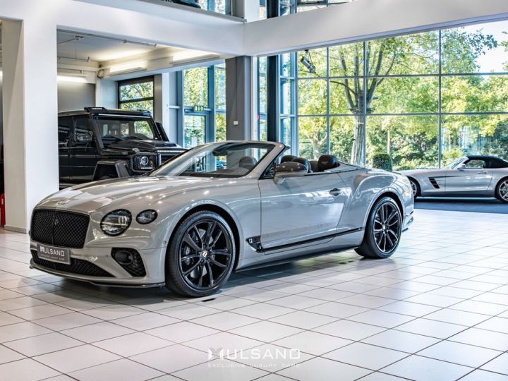 Bentley Continental GTC W12 6.0 635  AKRAPOVIC STARTECH CARBON MULLINER 360° B&O Entretien Bentley  Sièges Massants Et Ventilés Garantie 12 Mois Prémium Gris Quartz - 11