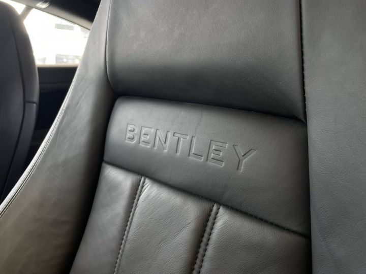 Bentley Continental w12 560ch GRIS - 30