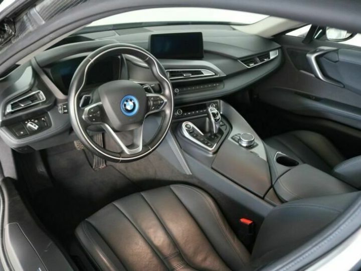 BMW i8 Blanc - 3