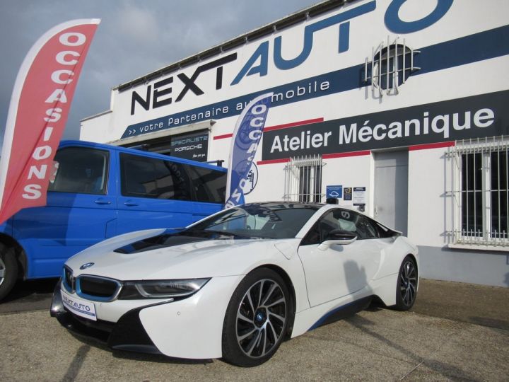 BMW i8 362CH Blanc - 1