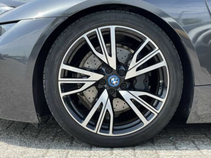 BMW i8 Coupé / ENCEINTE Harman/Kardon | AFFICHAGE Head-Up | GARANTIE 12 MOIS Noir métallisée  - 6