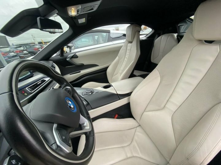 BMW i8 Coupé Navi / Tête haute / HK HiFi / LED / 20 / 1ère main / Garantie 12 mois blanc - 6