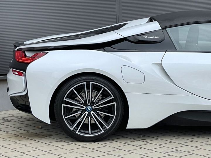 BMW i8 ROADSTER AUTO  BLANC  Occasion - 5