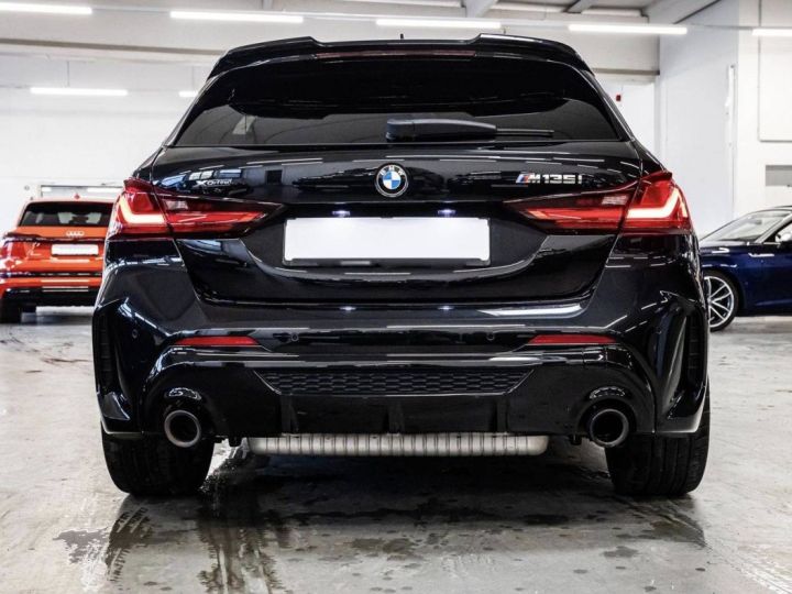 BMW M1 M135i xdrive ALL-BLACK/LED/M-SEATS/LIVE/H&K Noir - 5