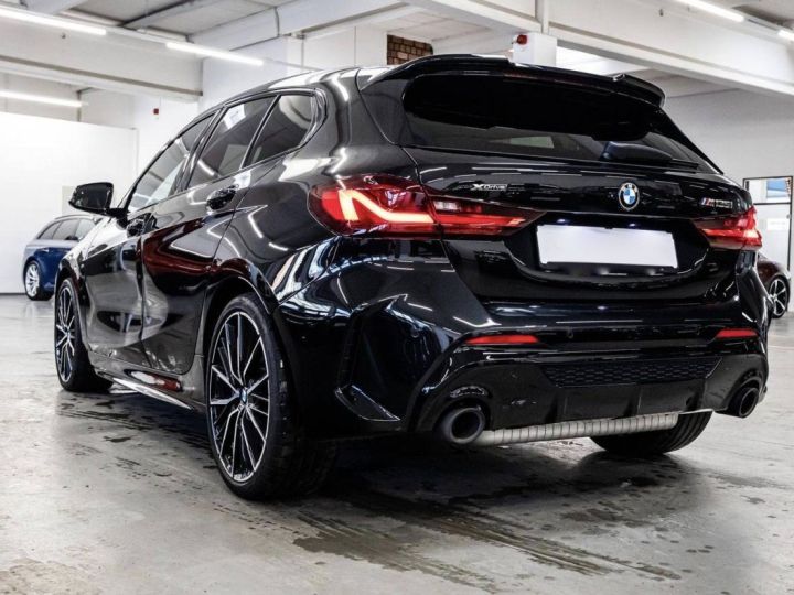 BMW M1 M135i xdrive ALL-BLACK/LED/M-SEATS/LIVE/H&K Noir - 7