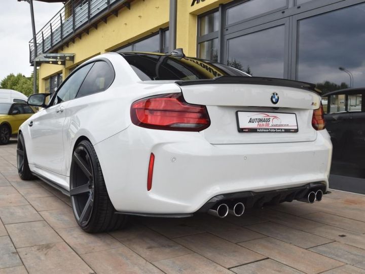 BMW M2 BMW M2 Coupé 370 DKG LED °Drivelogic °H&K ° JA 20 °Carbon° Entretien BMW ° Garantie 12 mois Blanche - 6
