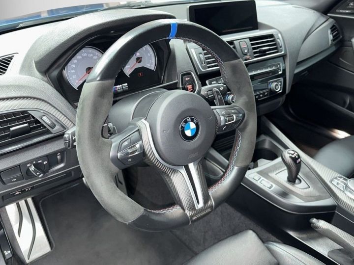 BMW M2 BMW M2 DKG 370 LONG BEACH BLUE METALLIC AKRAPOVIC CARBON M-PERFORMANCE HK GD GPS HK Garantie 12 mois Bleu - 9