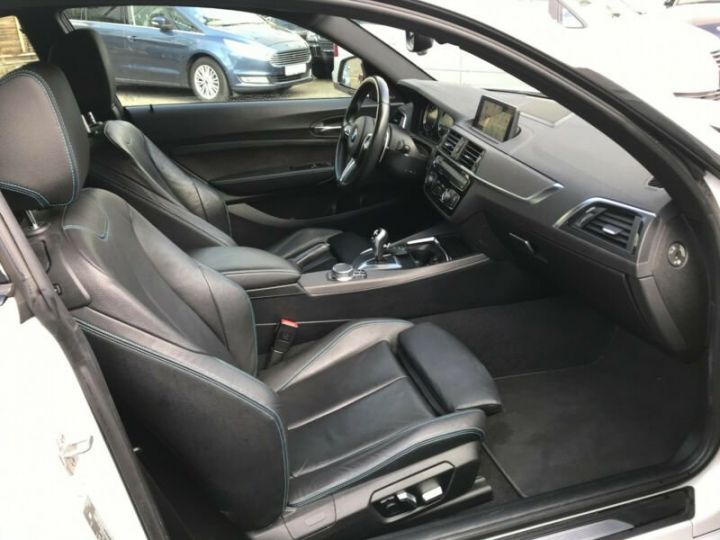 BMW M2 Coupé * cuir * automatique * Carbone * Navi / Caméra * Garantie 12 mois blanc - 8