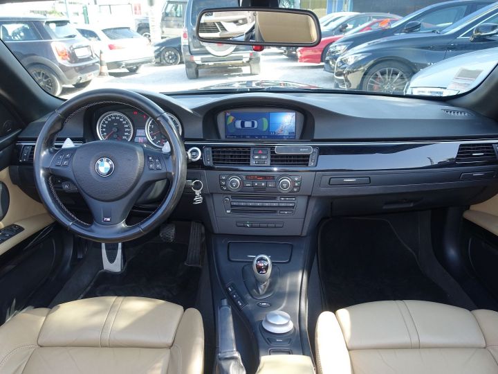 BMW M3 (E93M) 420CH DRIVELOGIC Noir - 10
