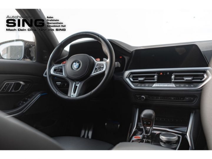BMW M3 G80 Competition 510 *Carbon*Park-Assist-Pak. Plus*H/Kardon 1èreM 360° Garantie 12 mois Prémium Grise - 12
