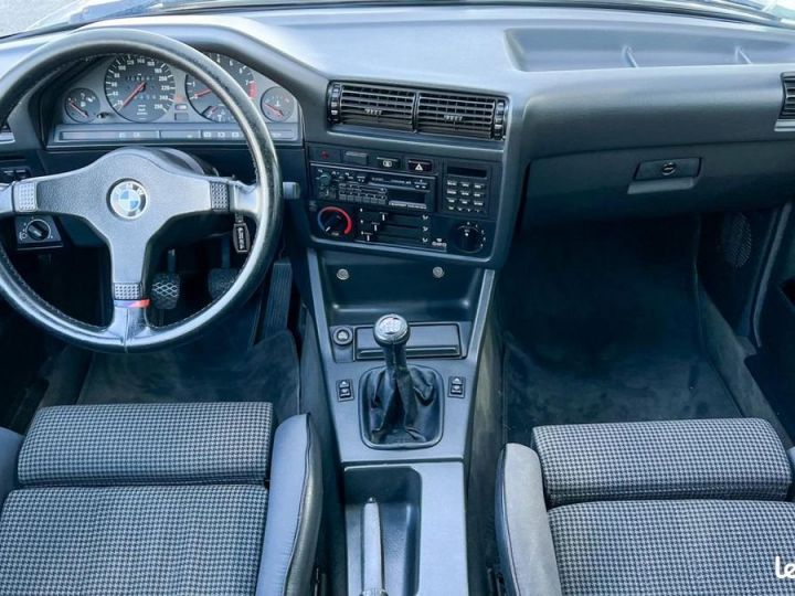 BMW M3 Série 3 E30 2.3 Gris - 8