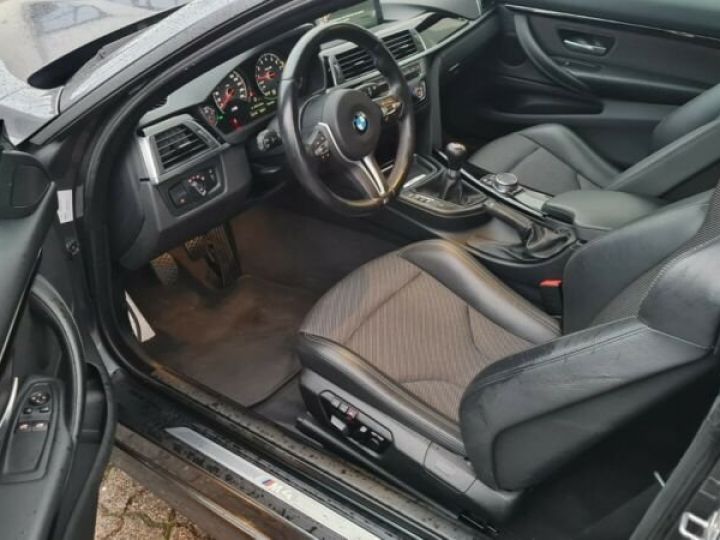BMW M4 BMW M4 Coupe*M-Paket*Navi*M Driver Package Caméra Garantie 12 mois Gris - 12
