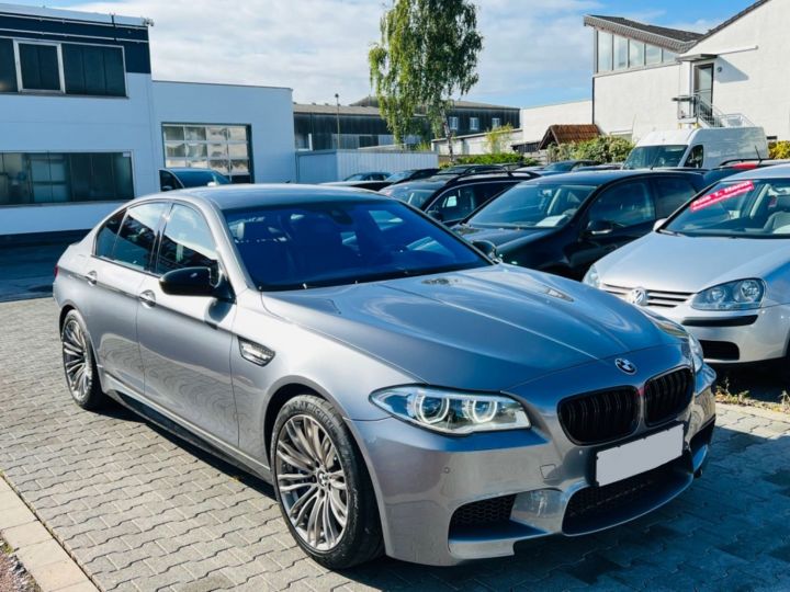 BMW M5 560ch LED*KEYLESS*SIEGE MEMOIRE*AFFICHAGE TETE HAUTE*ENTRETIEN BMW*GARANTIE 12 MOIS Gris Spacegrau - 3