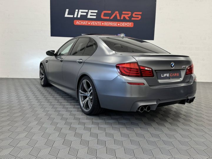 BMW M5 F10 560ch Frozen Grey 2014 2ème main entretien complet française kilométrage garantie GRIS - 8