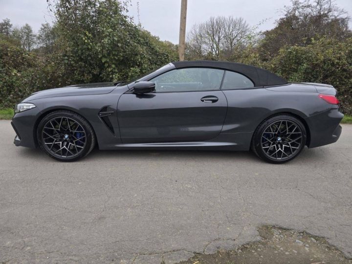 BMW M8 Cabriolet Série Compétition Gris Métallisé - 4