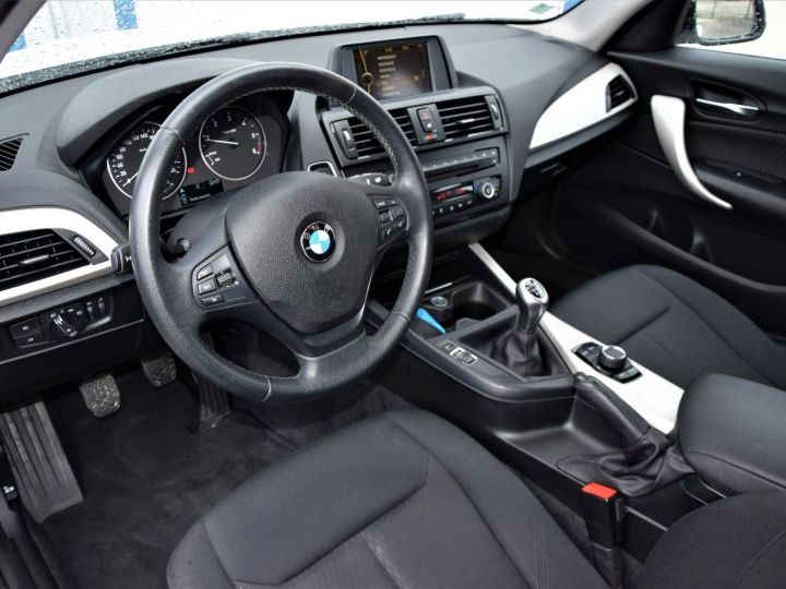 BMW Série 1 1 118 D 143cv LOUNGE BLANC - 6