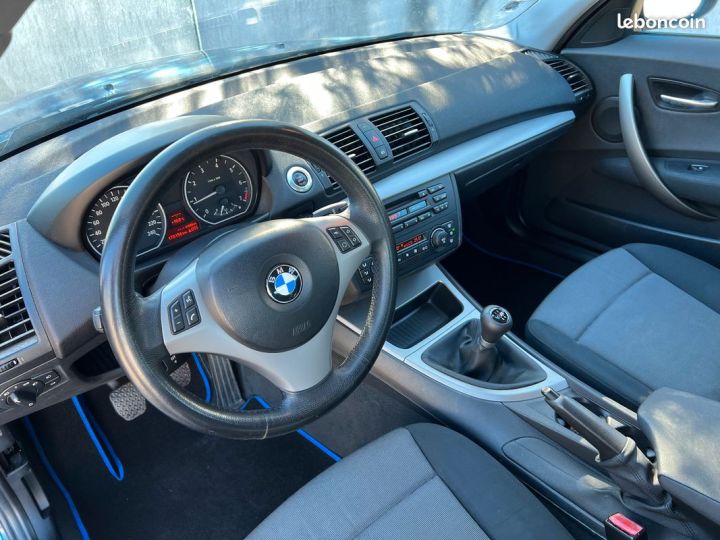 BMW Série 1 116i 1.6 115ch Bleu - 5