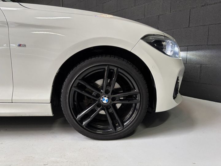 BMW Série 1 (2) 118d BVA8 M Sport Shadow Blanc - 28