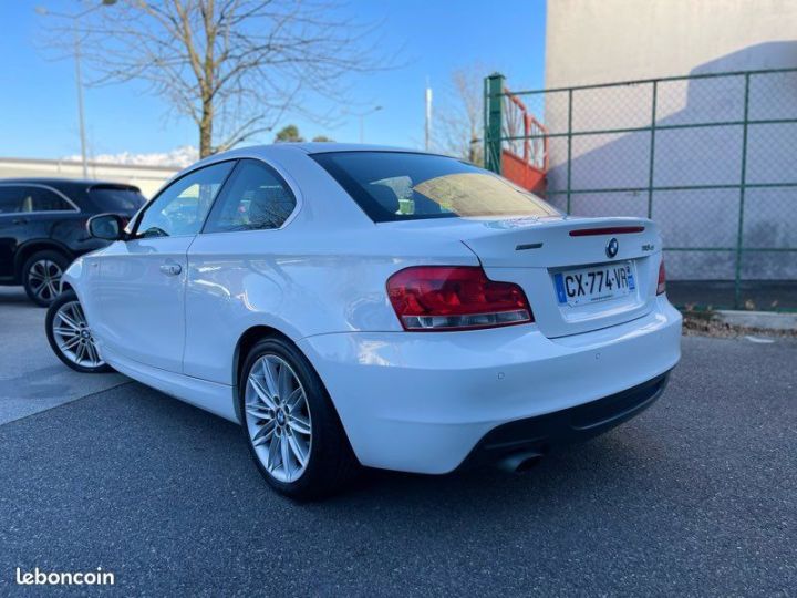 BMW Série 1 Coupe E82 118d 143ch Edition M Sport Design Blanc - 3