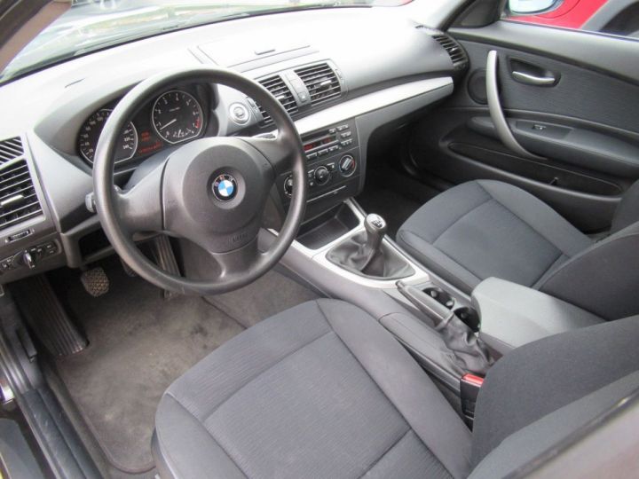 BMW Série 1 (E81/E87) 116I 115CH CONFORT 5P Noir - 2