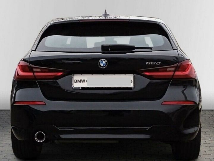 BMW Série 1 (F40) 116D LOUNGE DKG7 /07/2020 noir métal - 5