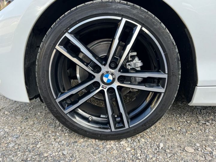 BMW Série 1 (F40) 118IA 140CH M SPORT DKG7 112G Blanc - 16