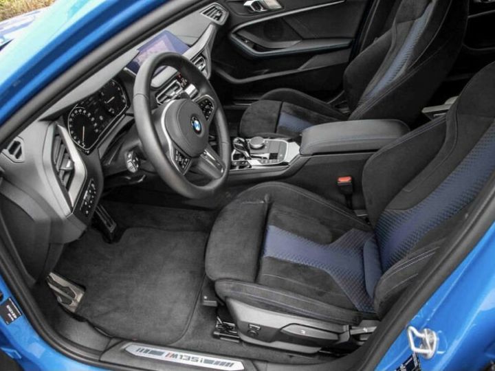 BMW Série 1 M135iA xDrive  Bleu Misano - 5