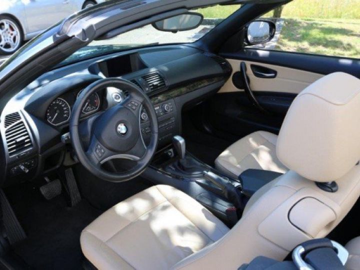 BMW Série 1 SERIE CABRIOLET 118 DA LUXE BVA     Diesel NOIR - 7