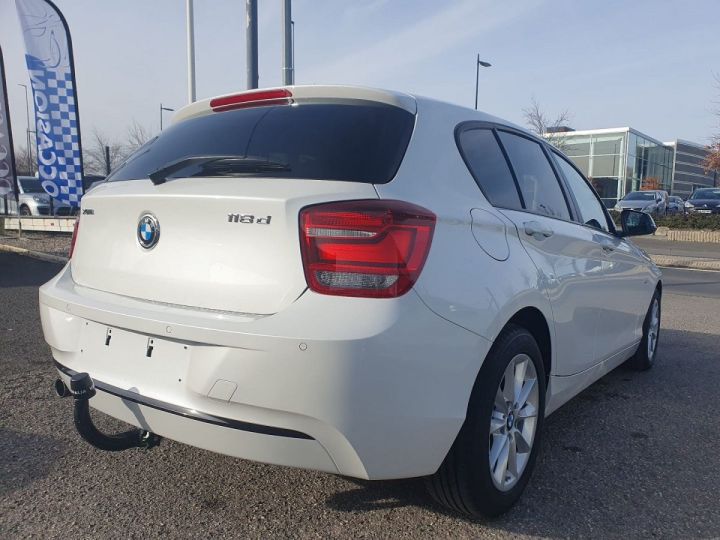 BMW Série 1 SERIE (F21/F20) 118D XDRIVE 143CH SPORT 5P Blanc - 4