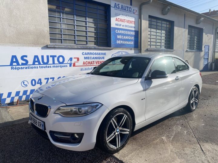 BMW Série 2 Coupe I (F22) 220d 190ch Sport BLANC - 1