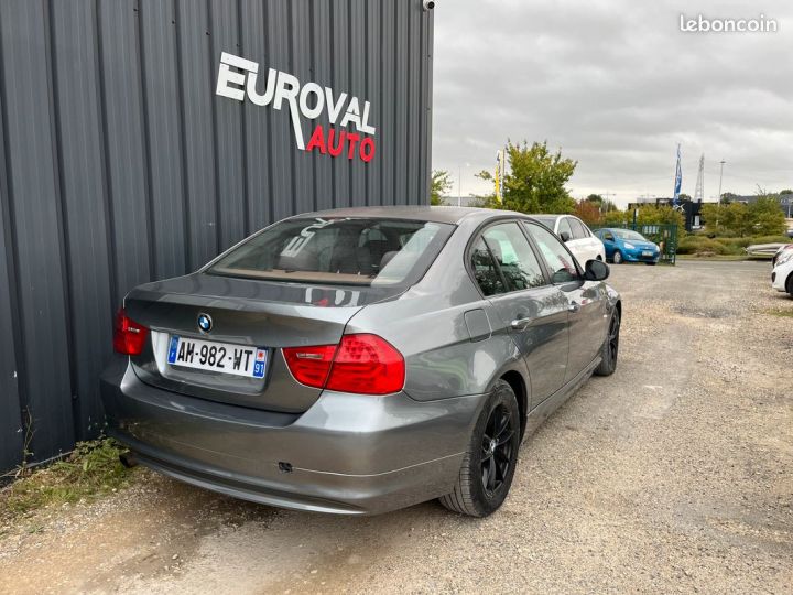 BMW Série 3 316D E90 115ch CONFORT Gris - 2