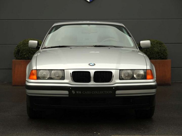 BMW Série 3 320 320i Low Mileage Original condition Argent - 8