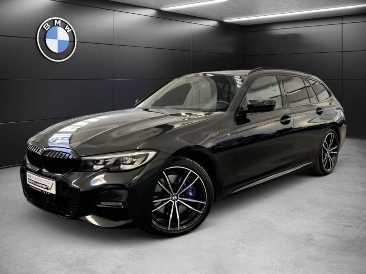 BMW Série 3 320 i Touring M Sport Pano ACC LC Prof HiFi 19'' Noir Metallisé - 1