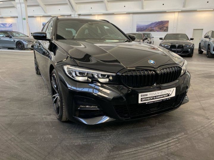 BMW Série 3 320 i Touring M Sport Pano ACC LC Prof HiFi 19'' Noir Metallisé - 15