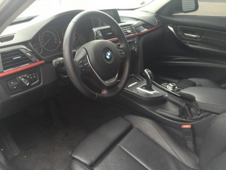 BMW Série 3 320Da 184 CV SPORT BVA8     Diesel BLANCHE - 8