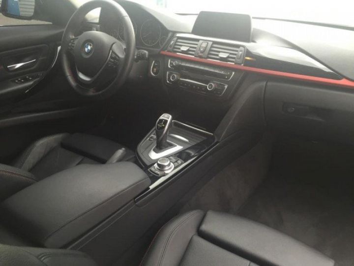 BMW Série 3 320Da 184 CV SPORT BVA8     Diesel BLANCHE - 22