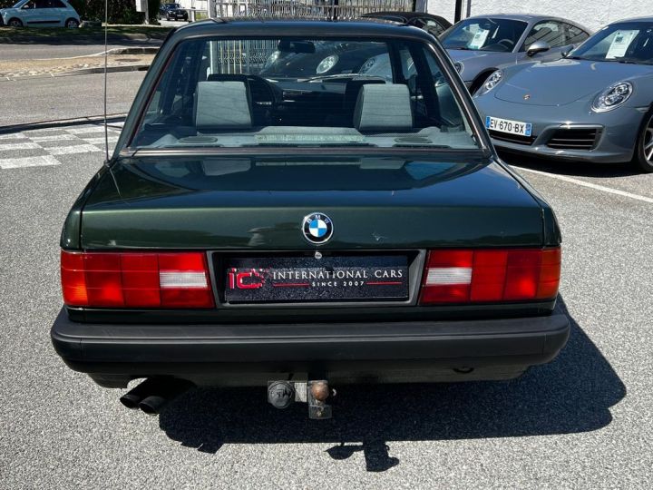 BMW Série 3 325 i COUPE E30 BVA ETAT IRREPROCHABLE EME MAIN Vert - 5